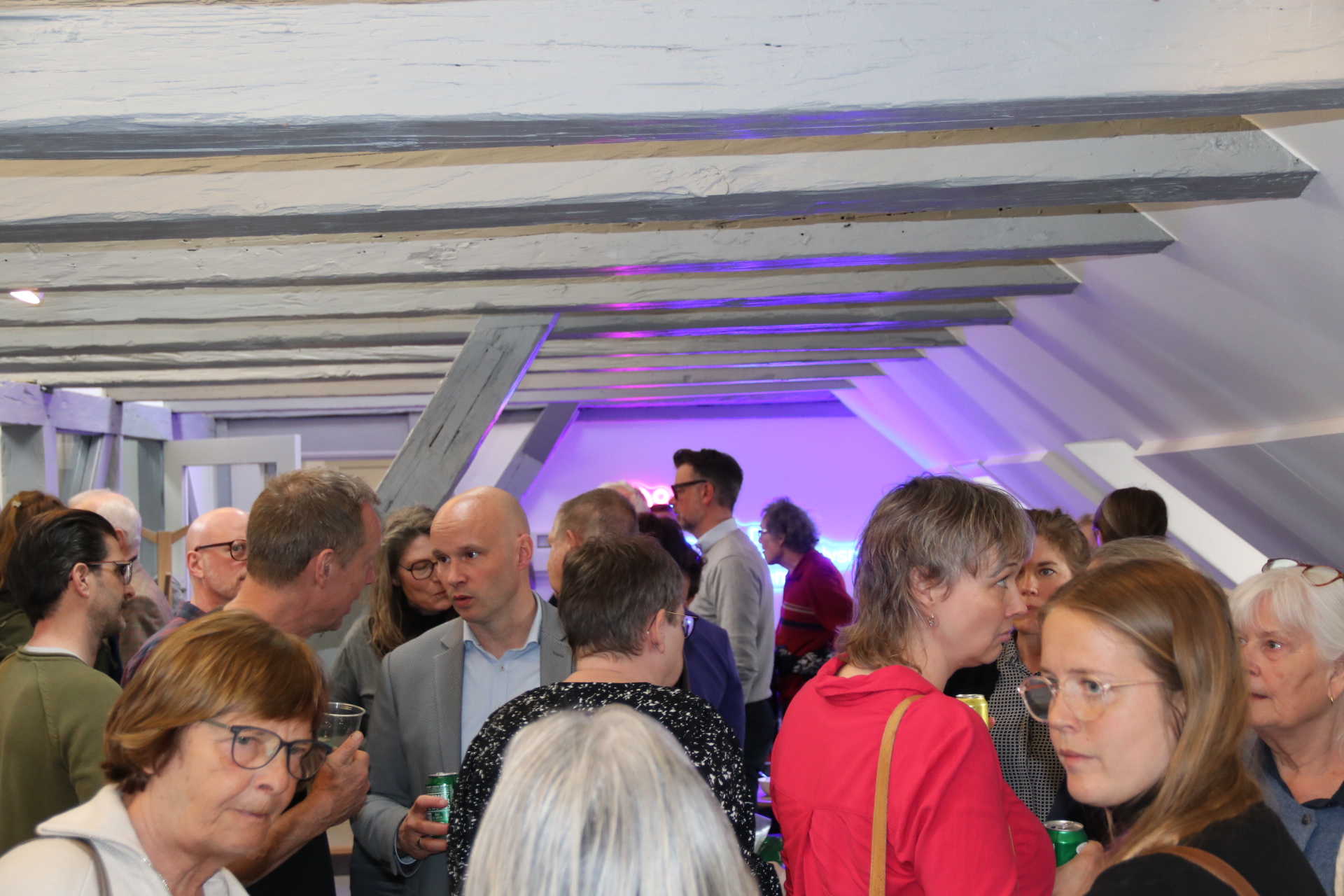 Se billederne: DFS' housewarming