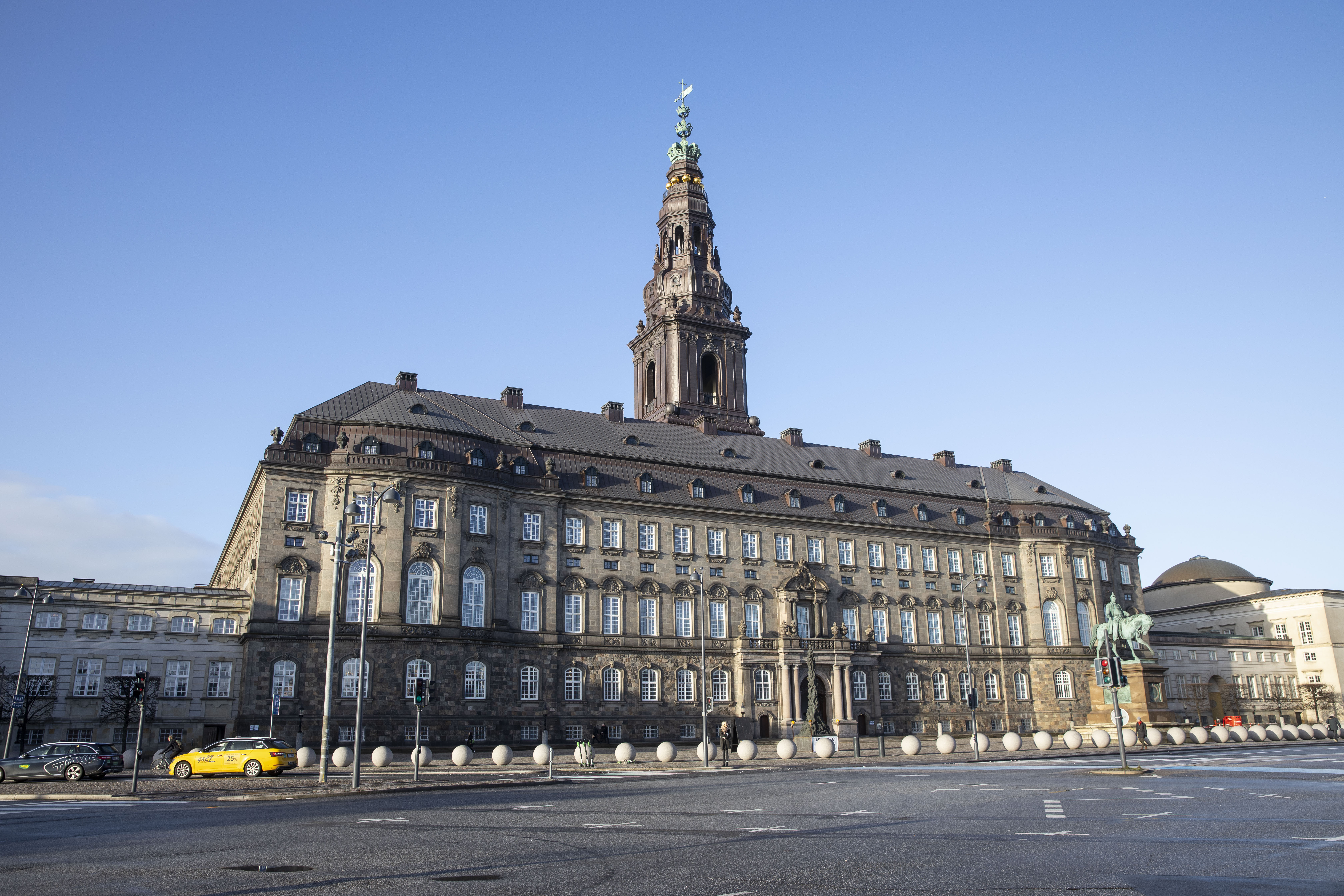 Regeringen indgik aftalen om nye kompensationsordninger tirsdag sammen med disse partier: Venstre, Radikale Venstre, Socialistisk Folkeparti, Konservative og Enhedslisten. (Foto: Peter Grosen)