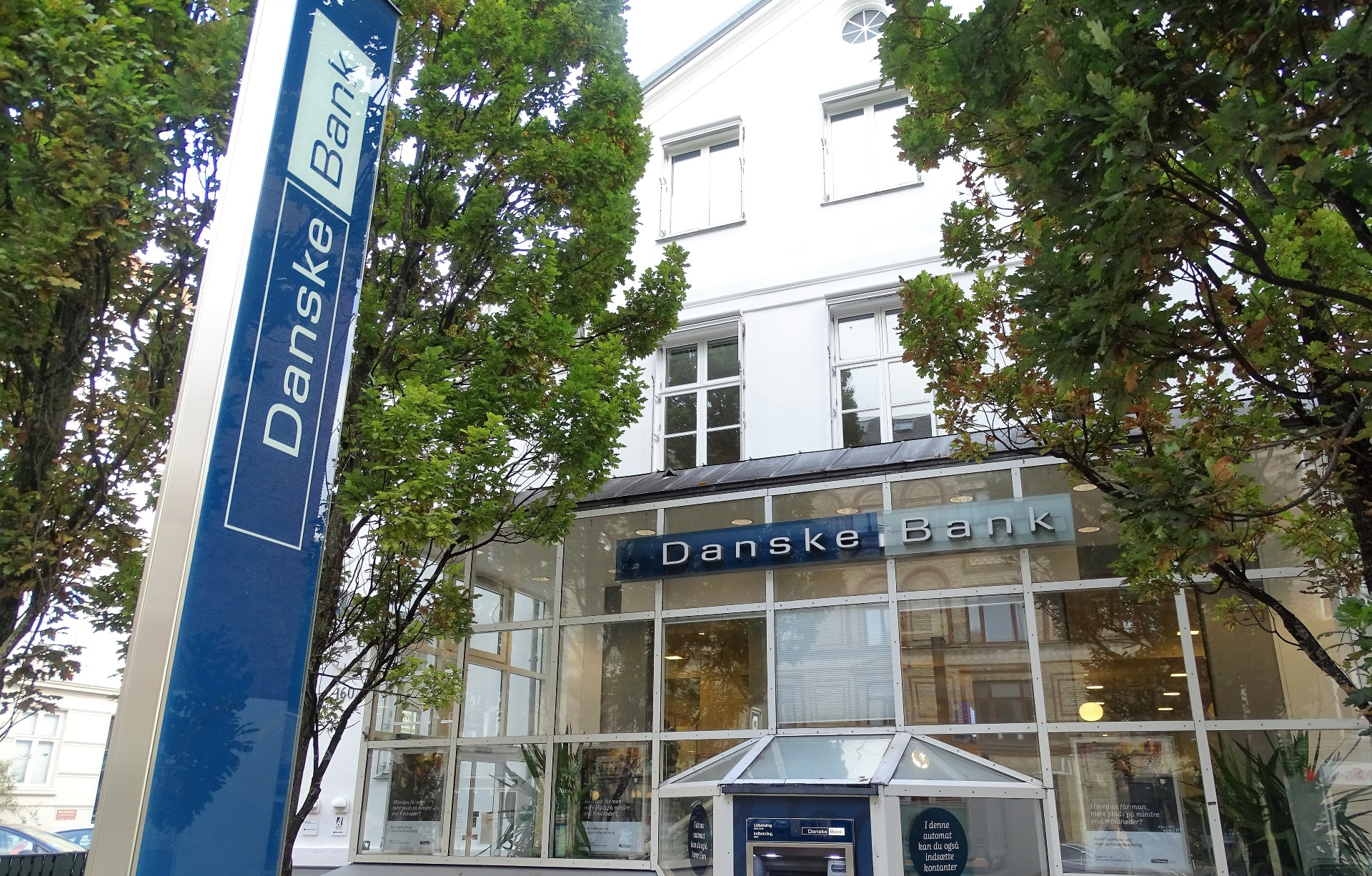 Fortæl os om din forenings bøvl med banken!